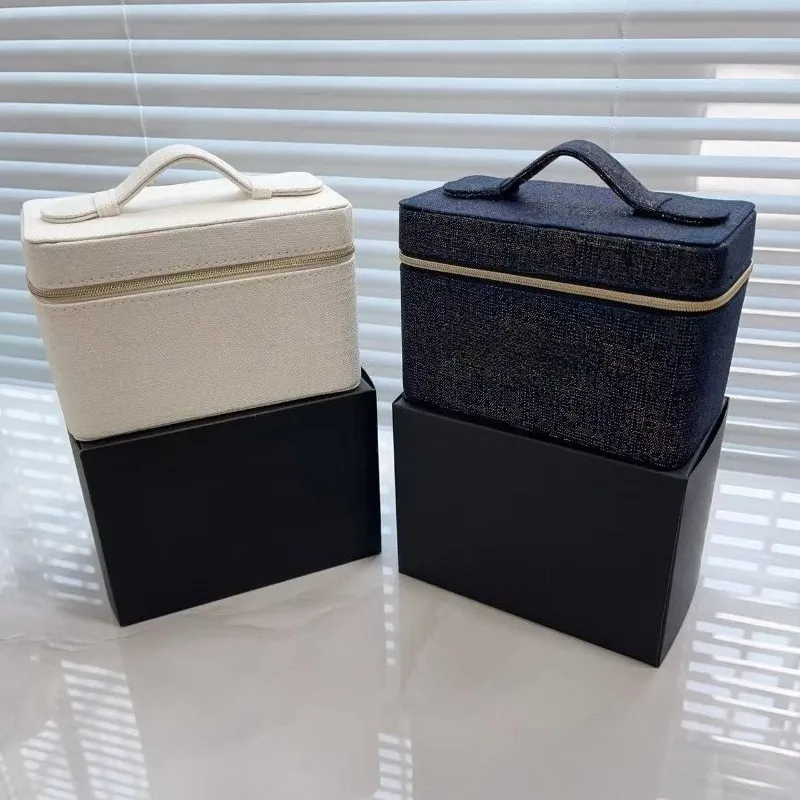 Limitowana edycja świąteczna 2 – Luxury Bags Edit recenzja i cena
