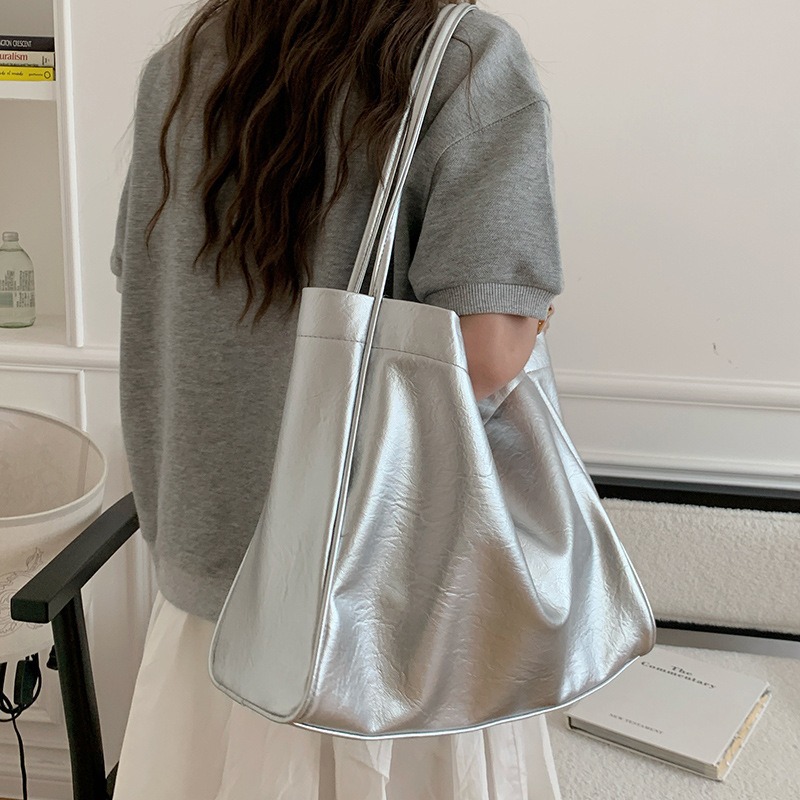 Duże, codzienne torby typu tot – Luxury Bags Collection recenzja i cena