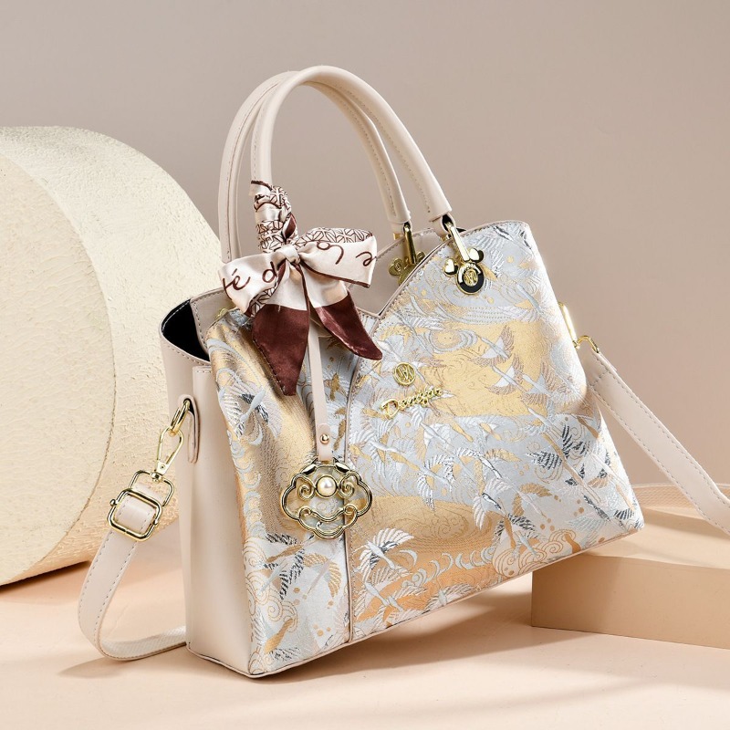 Prezent na Święta Lekka Luksus – Luxury Bags Level recenzja i cena