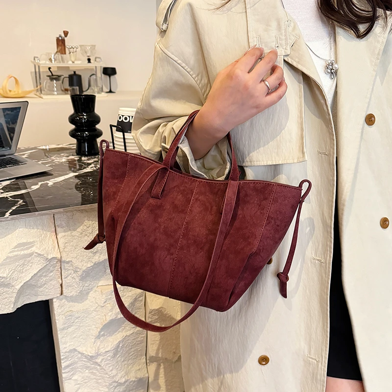 Lekka, luksusowa torba na rami – Luxury Bags Sale recenzja i cena